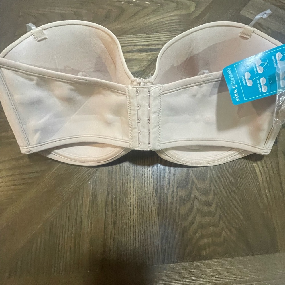 Vanity Fair Cream Strapless Bra